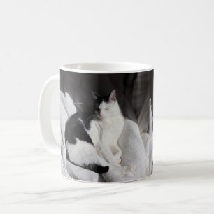 Mug Chat noir et blanc endormi/Ajoutez la photo de vot