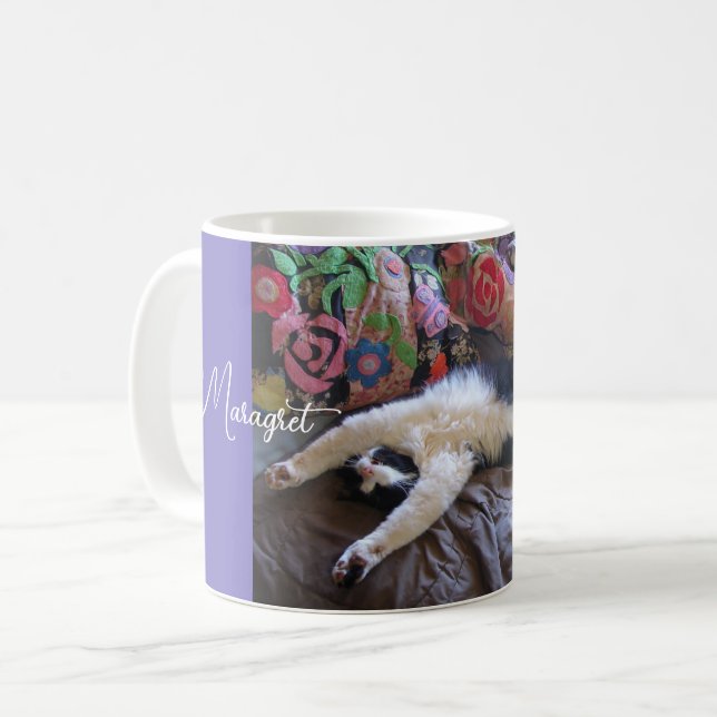 Mug Chat Smoking élégant faisant une Vague Mexicaine D (Devant gauche)