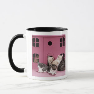 Mug Chatons dans la maison de poupée