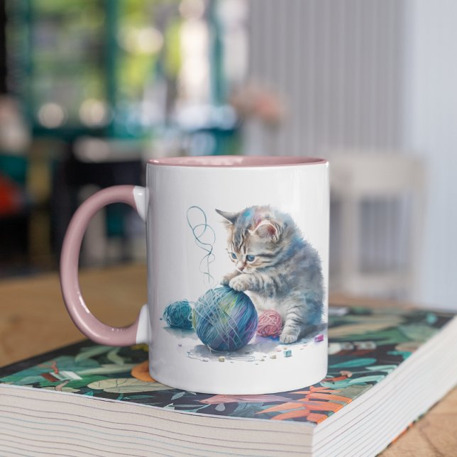 Mug Chatons Jouer avec une balle de fils (Kittens Playing with a Ball of Yarn Mug)