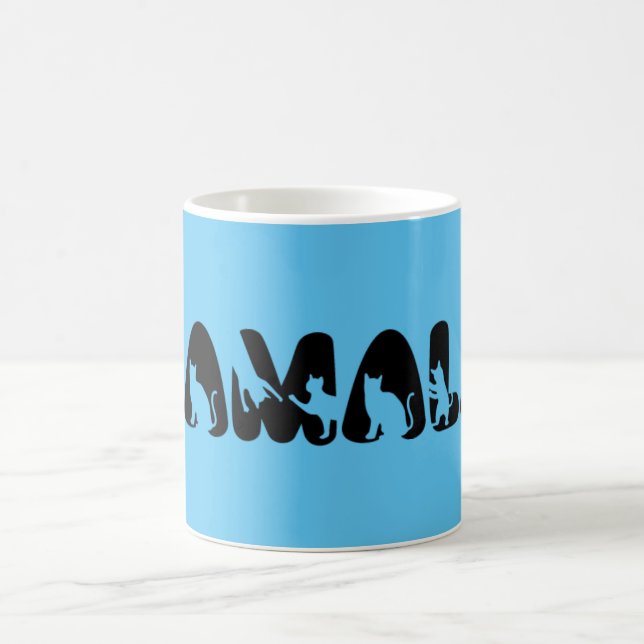 Mug Chats Kamala (Centre)