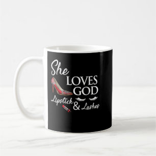 Mug Chaussure talon, rouge à lèvres et Elle aime dieu