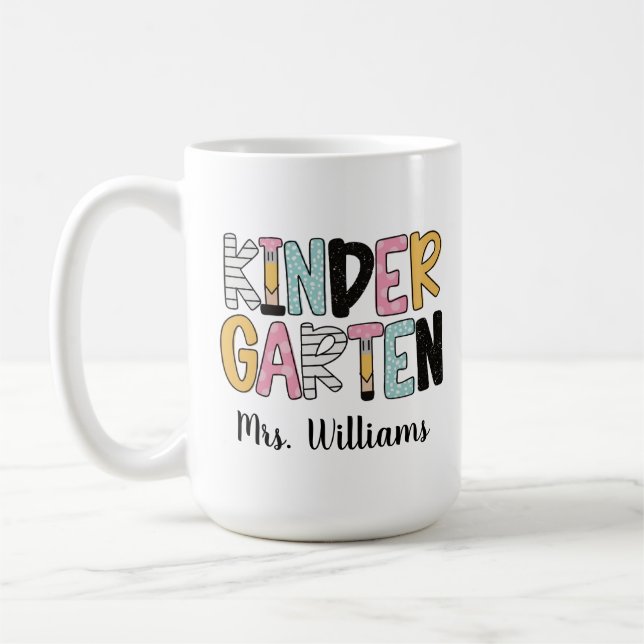 Mug Chemise personnalisée pour enseignant de maternell (Gauche)