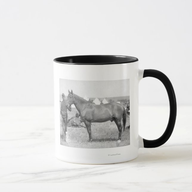 Mug Cheval "Comanche" le seul Survivant du Custer (Droite)