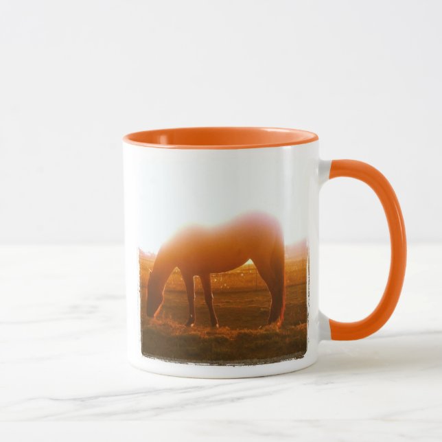 Mug Cheval d'AQHA frôlant au coucher du soleil (Droite)