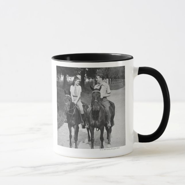 Mug Chevaux d'équitation de couples (Droite)