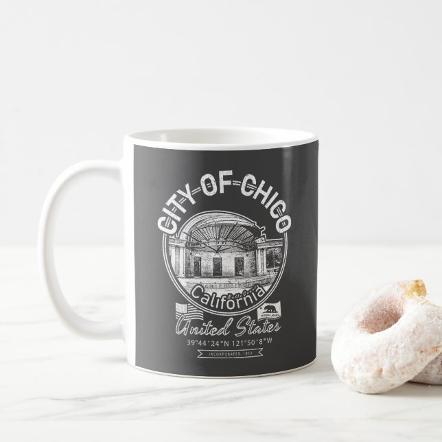 MUG CHICO BUTTE CALIFORNIA - CHICO CITY PLAZA (Avec donut)