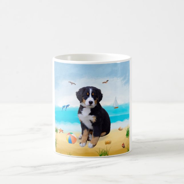 Mug Chien de montagne bernois sur la plage (Centre)