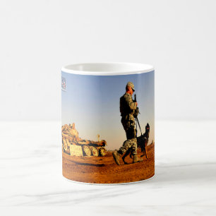 MUG CHIEN DE TRAVAIL MILITAIRE AMÉRICAIN