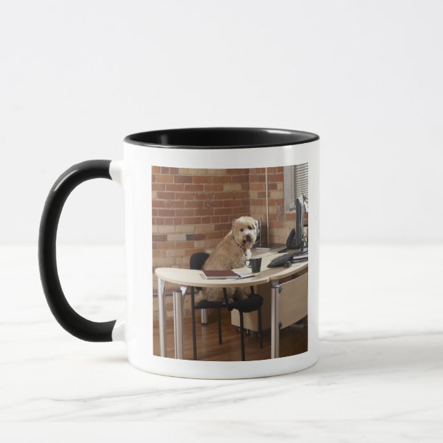 Mug Chien se reposant au bureau (Gauche)