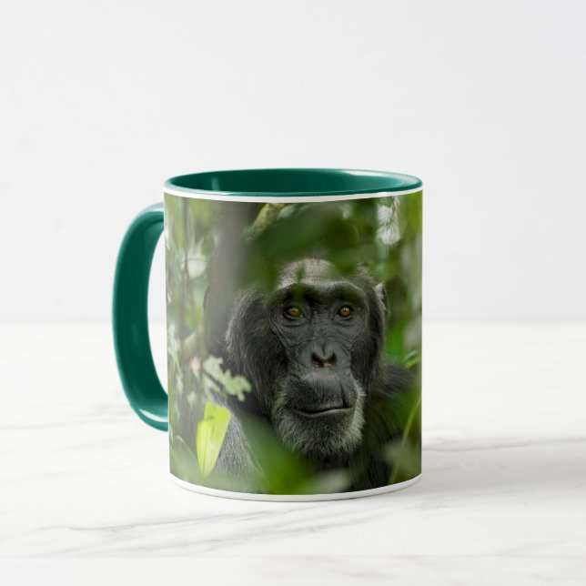 Mug Chimpanzé caché parmi la végétation (Devant gauche)