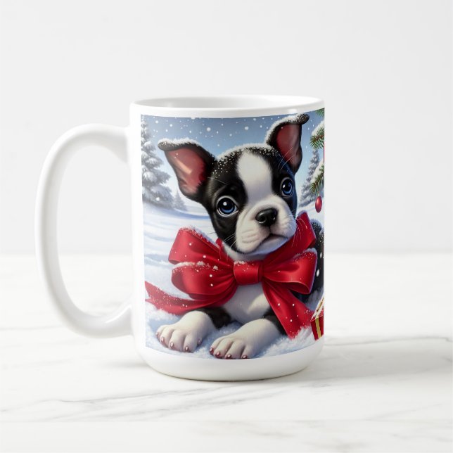 Mug Chiot avec Bow rouge sur la scène de Noël enneigée (Gauche)
