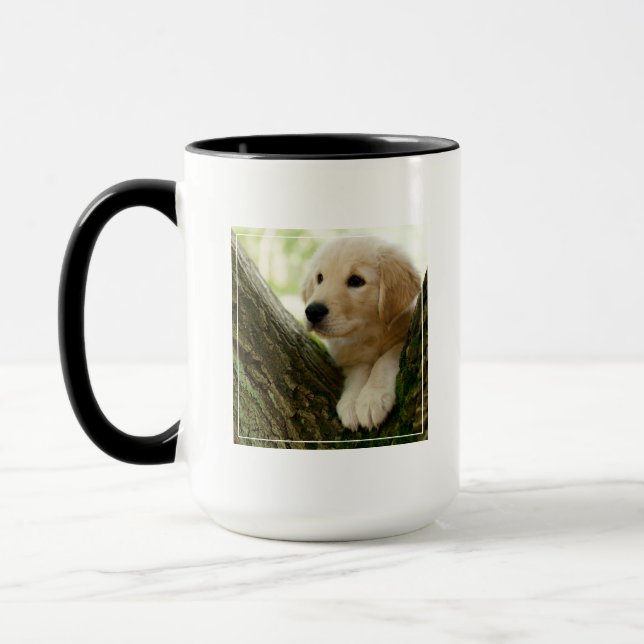 Mug Chiot de Labrador se reposant dans un arrangement (Gauche)