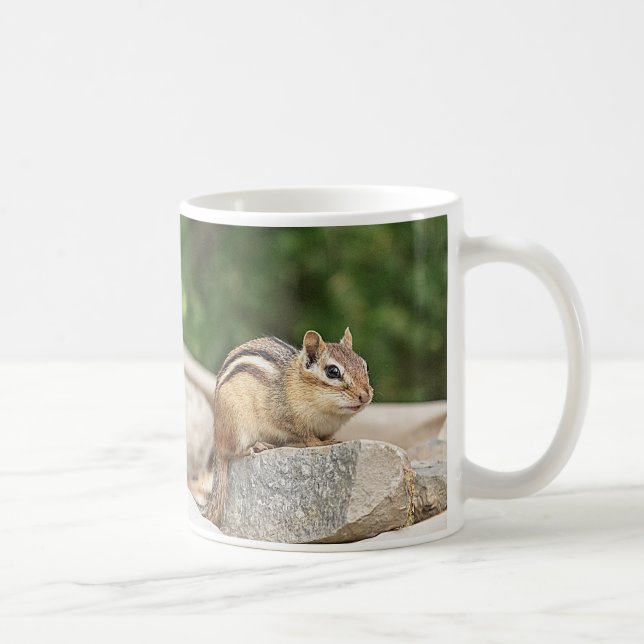 Mug Chipmunk sur un rocher (Droite)