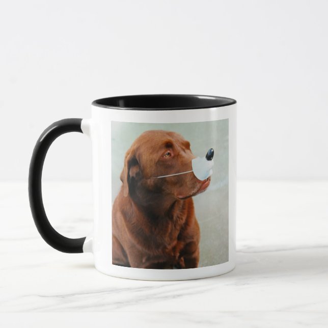 Mug Chocolat Labrador portant un faux nez (Gauche)