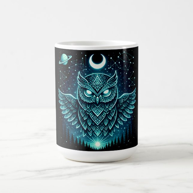 Mug Chouette céleste – Galaxie faunique de sagesse cos (Centre)