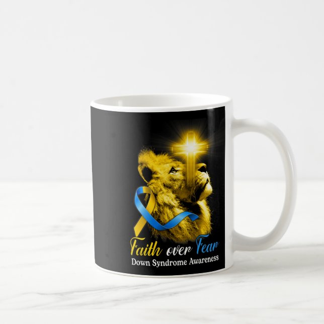 Mug Christian Lion Cross Faith sur la peur Syndrome (Droite)