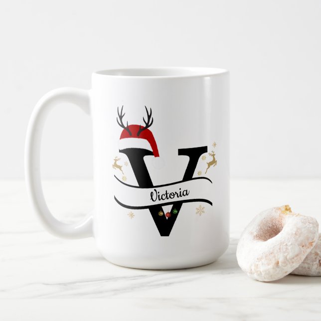 Mug Christmas Letter V Alphabet  (Avec donut)