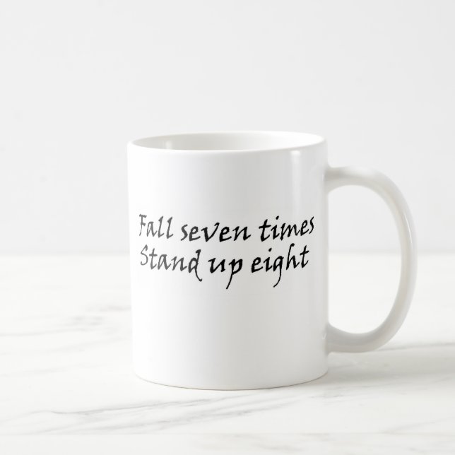 Mug Chute sept fois tiennent le cadeau de la (Droite)