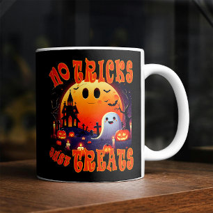 Mug Cimetière d'Halloween avec un fantôme mignon heure