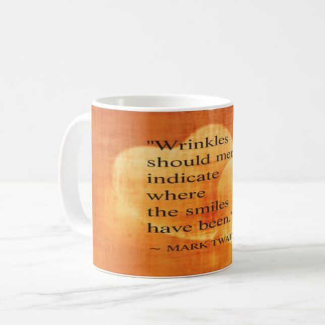 Mug Citation d'anniversaire de Mark Twain avec des cœu (Devant gauche)