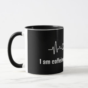 Mug Citation de travail de café amusant Je suis accro