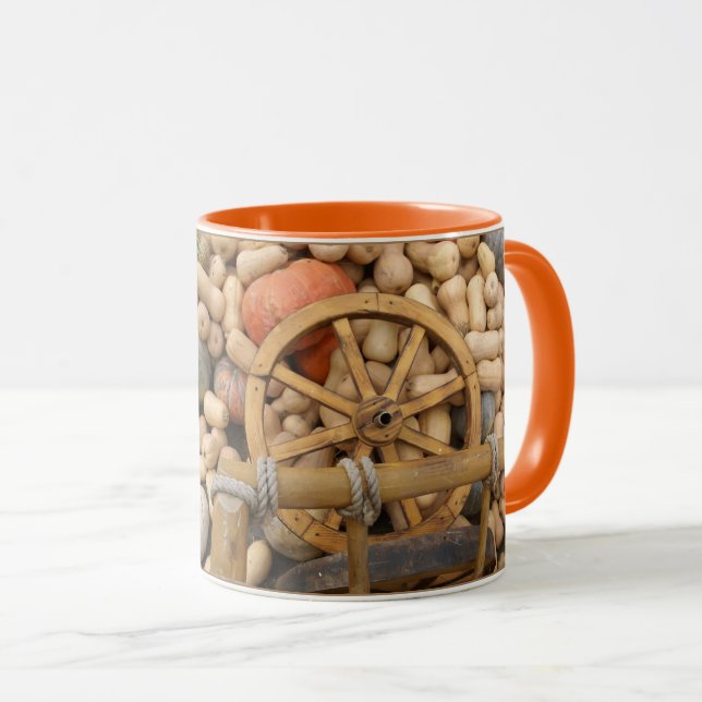 Mug Citrouilles et Roue de la charrette rurale en bois (Devant droit)
