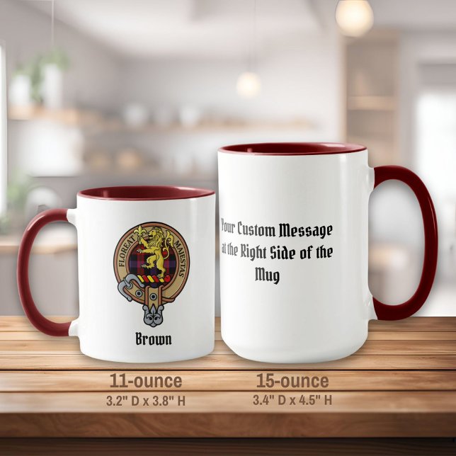 Mug Clan Brown Crest sur Tartan (Créateur téléchargé)