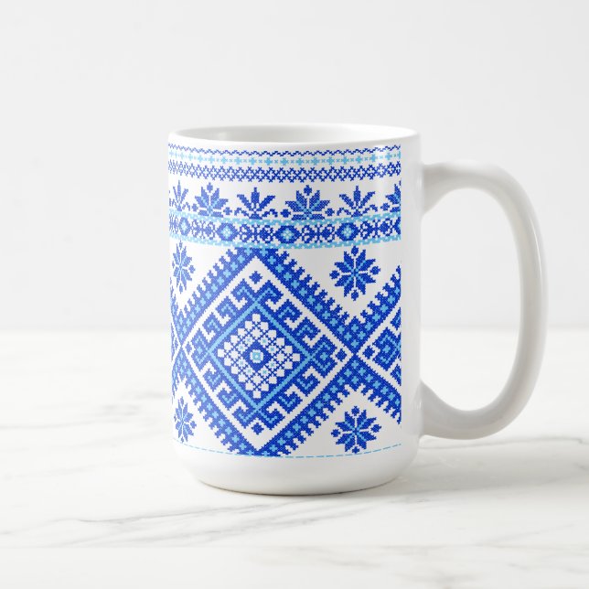 Mug classique Broderie ukrainienne bleu sur bleu (Droite)