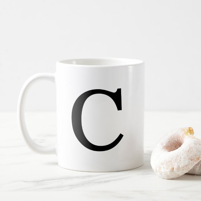 Mug classique C initial, 11 oz (Avec donut)