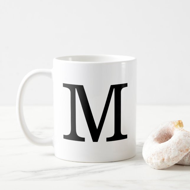 Mug classique Monogram M, 11 oz (Avec donut)