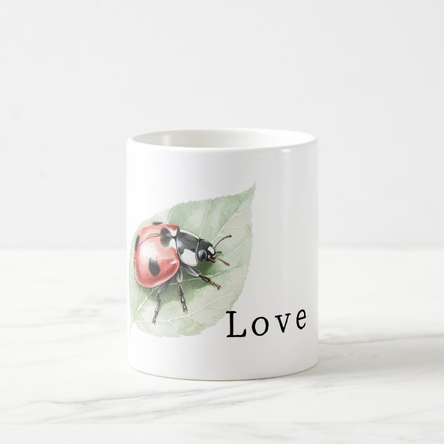 Mug Coccinelle sur l'amour de feuille (Centre)