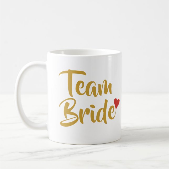 Mug Coeur de rouge de jeune mariée d'équipe (Gauche)