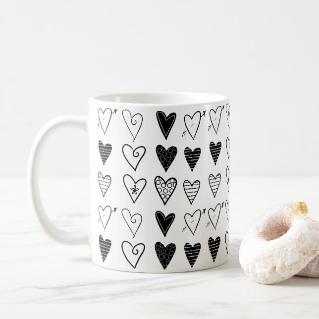 Mug Cœurs Noir et Blanc (Avec donut)