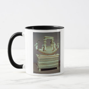 Mug Coffre avec un bateau décoré de deux têtes