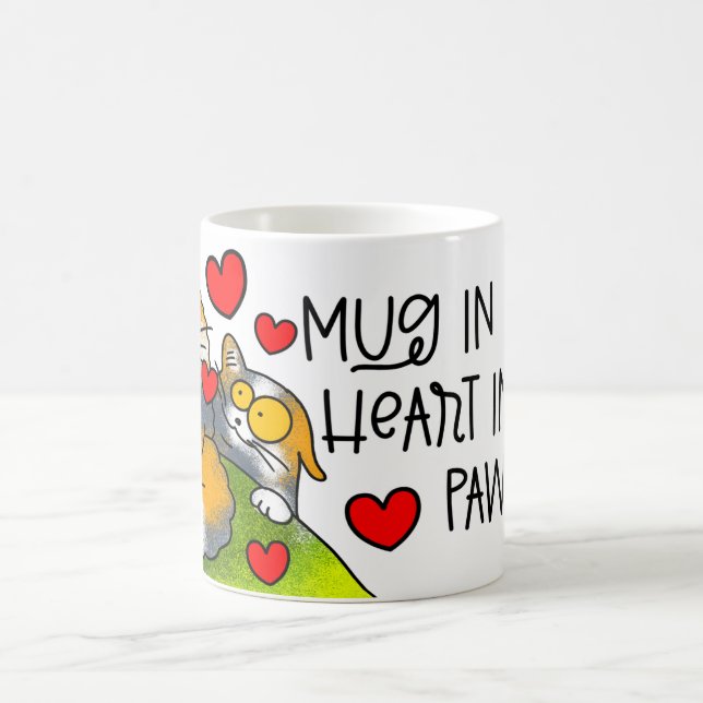 Mug cogner dans les mains dans ses pattes (Centre)