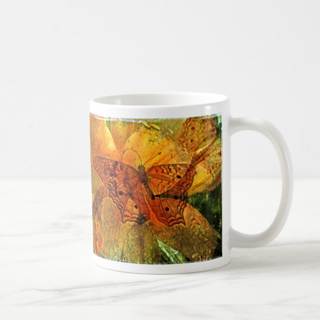 Mug Collage d'or de papillon et de lis (Droite)