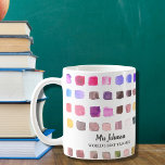 Mug Colorful de l'enseignant personnalisé<br><div class="desc">Cette tasse à café est décorée d'un motif couleur aquarelle coloré et est dédiée au meilleur professeur du monde. Facile à personnaliser. Pour modifier davantage, utilisez l'outil de conception pour modifier la police, la taille de police ou la couleur. Parce que nous créons notre oeuvre, vous ne trouverez pas cette...</div>