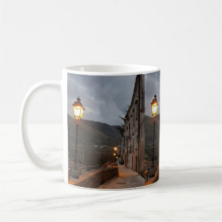 Mug colori rilassanti e dettagli armoniosi.