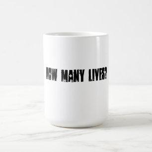 Mug Combien de vies attaquent (noir et blanc)