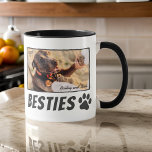 Mug Comique moderne Pet Paw Bestie Best Friends BFF Ph<br><div class="desc">Le design est composé d'une typographie ludique et amusante avec une police sans serif. Ajoutez une photo personnalisée de vous et de votre animal de compagnie</div>