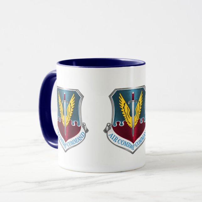 Mug Commandement des forces aériennes de combat de l'A (Devant gauche)