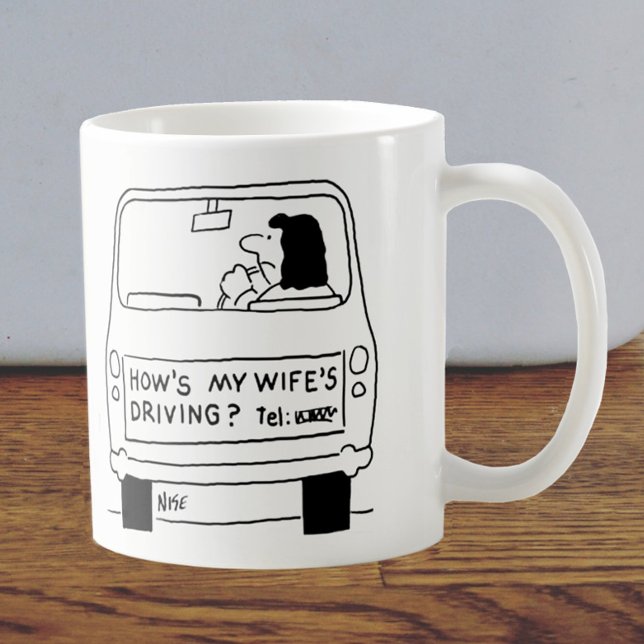 Mug Comment ma femme conduit-elle ? (Créateur téléchargé)