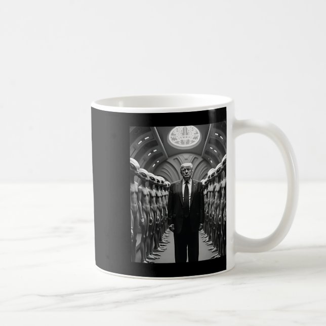 Mug Complot de Trump avec des extraterrestres Théorie  (Droite)