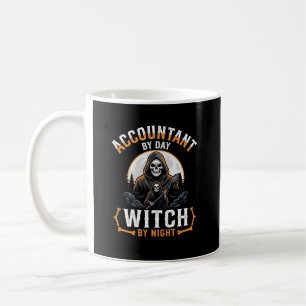 Mug Comptable Halloween le jour Sorcière la nuit Desig