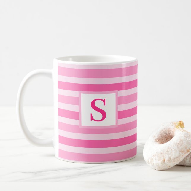 Mug Conception à rayures roses mignonnes Initiale pers (Avec donut)