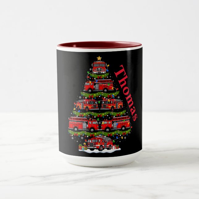 Mug Conception d'arbre de Noël en camions de pompiers  (Centre)