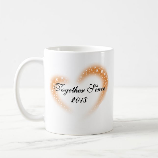 Mug Conception de couple personnalisée depuis l'année (Gauche)