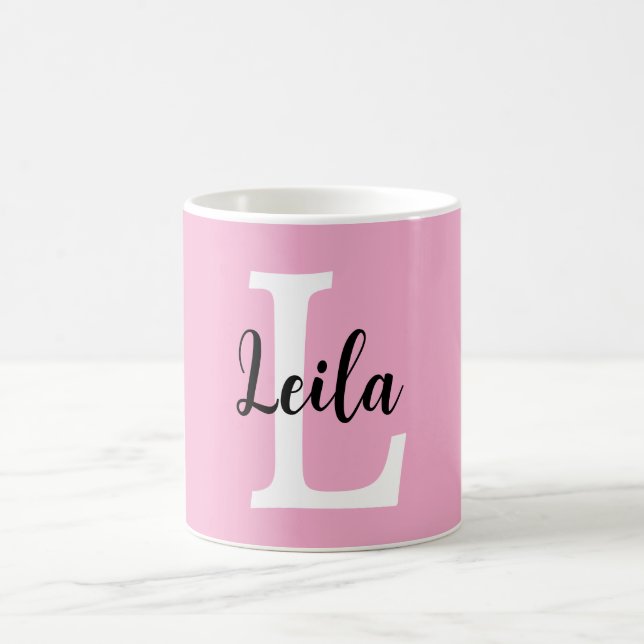 Mug Conception de nom de monogramme rose personnalisé (Centre)