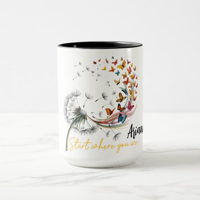 Mug Conception de pissenlit à papillon  (Centre)